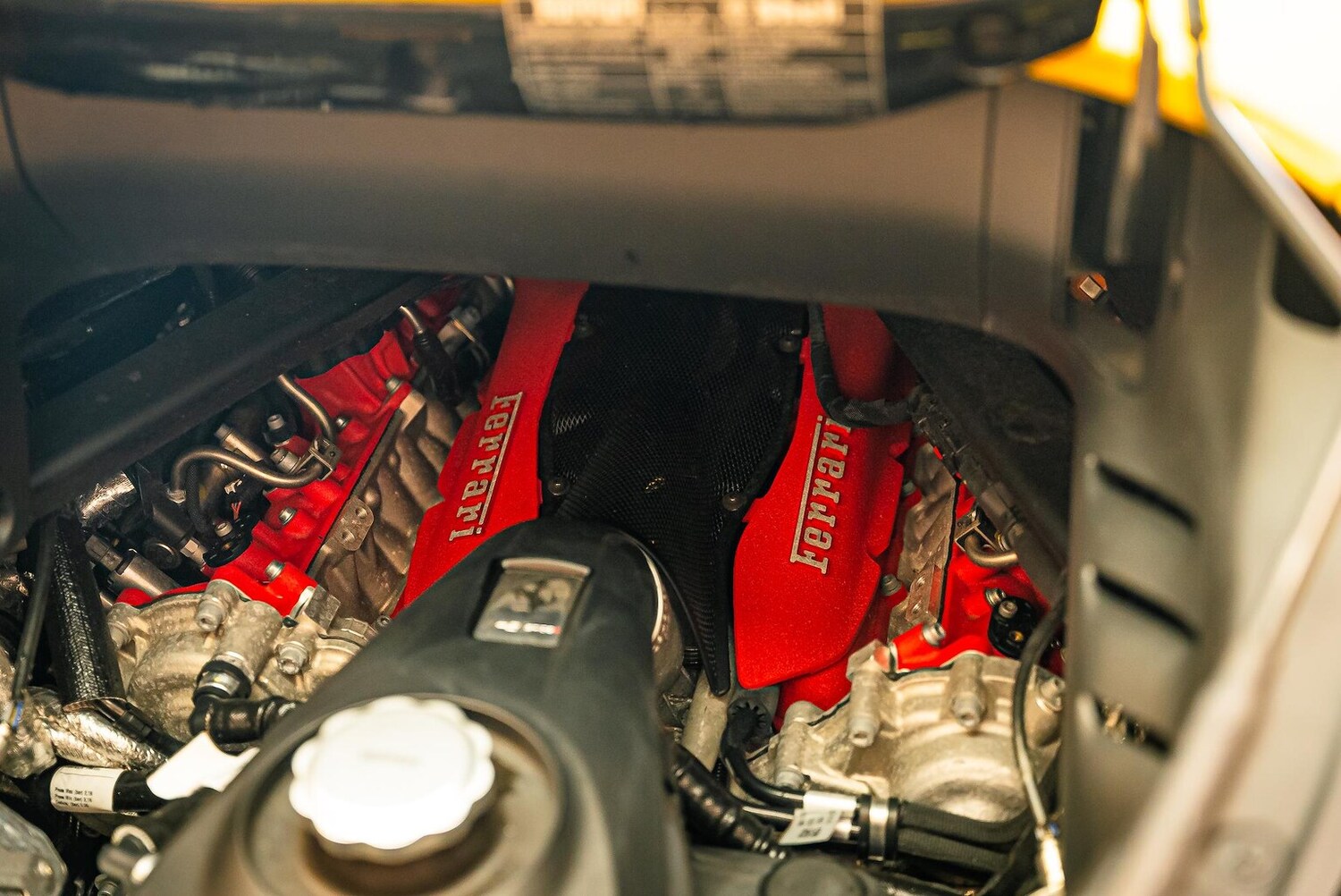 Used Ferrari SF90 Spider 2023 for sale - 77931690: Photo 21