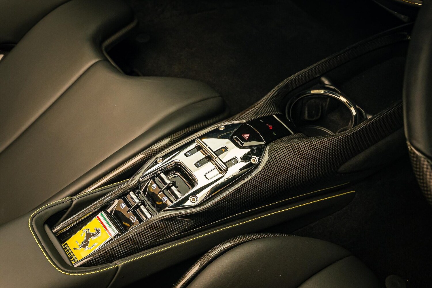 Used Ferrari SF90 Spider 2023 for sale - 77931690: Photo 26