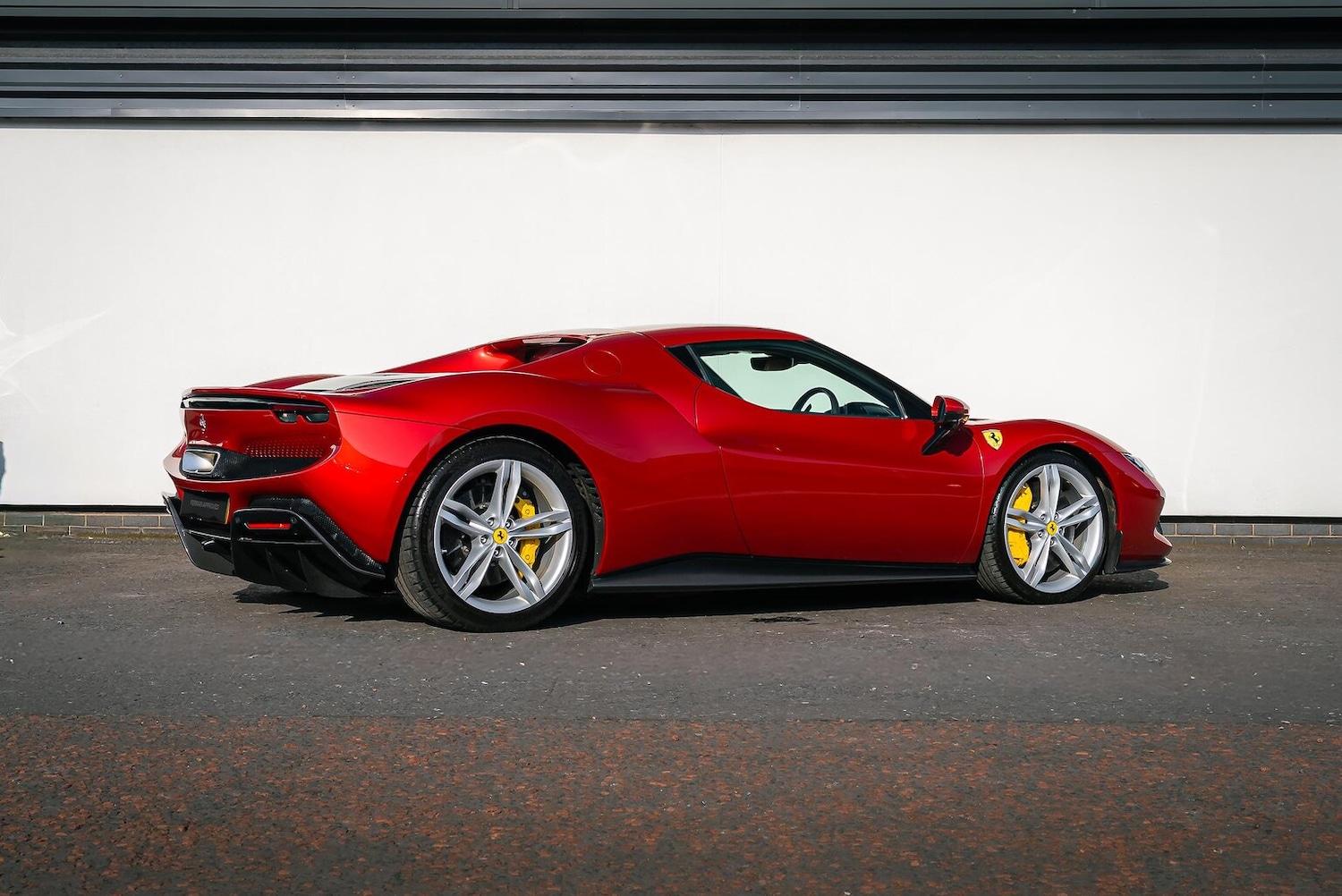 Used Ferrari 296 GTB 2024 for sale - 78193280: Photo 3