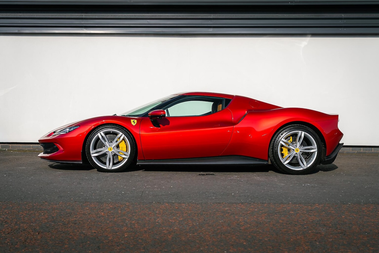 Used Ferrari 296 GTB 2024 for sale - 78193280: Photo 6