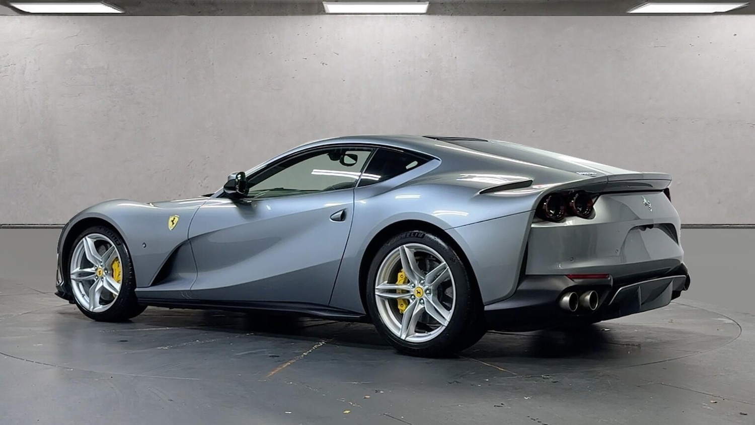 Used Ferrari 812 Superfast 2019 for sale - 76613626: Photo 9