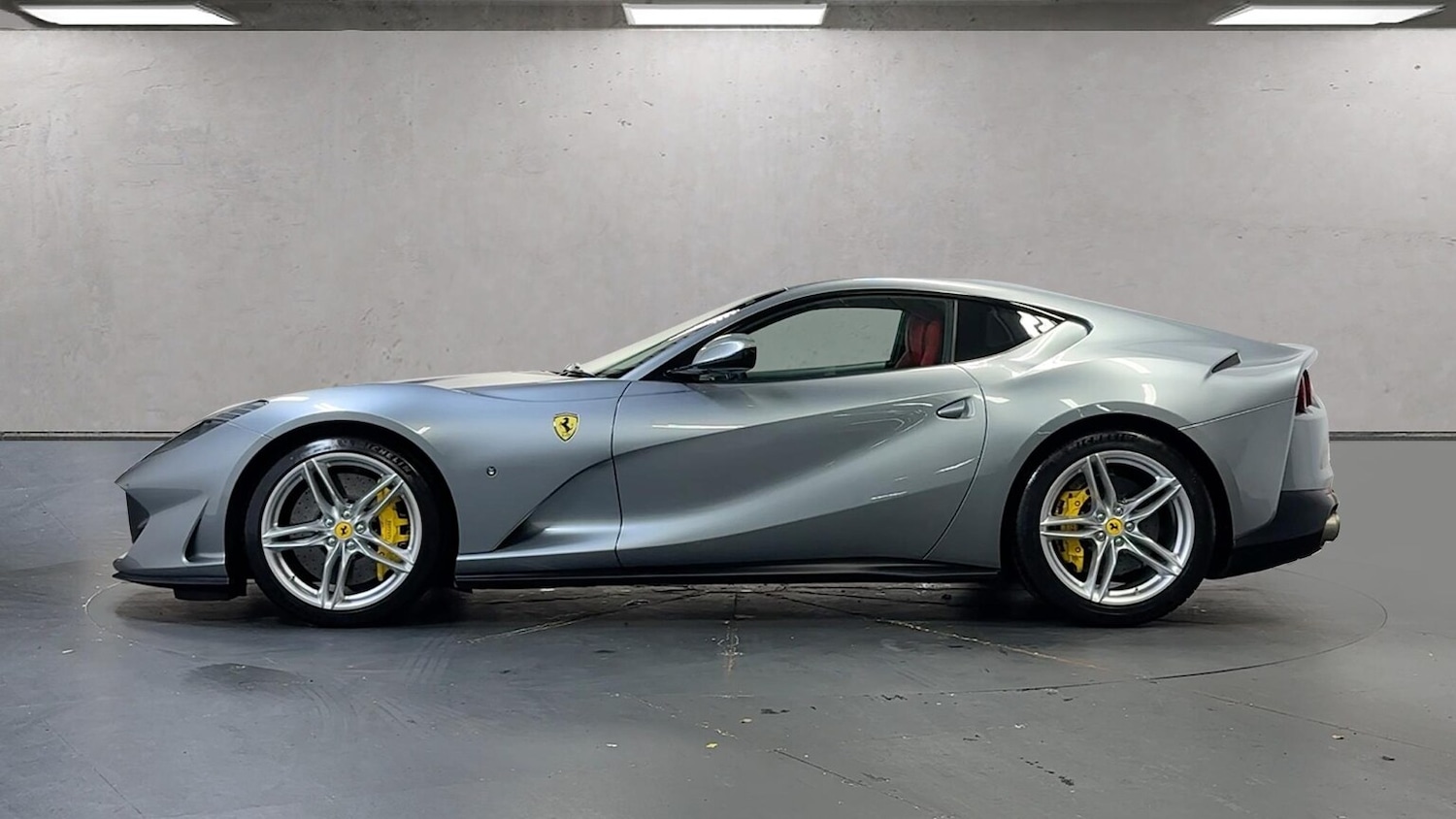 Used Ferrari 812 Superfast 2019 for sale - 77489507: Photo 11