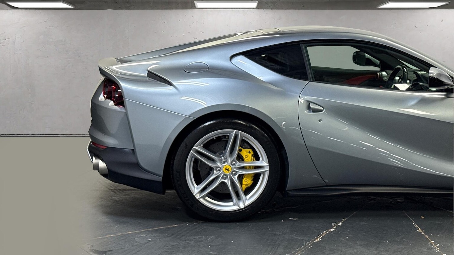 Used Ferrari 812 Superfast 2019 for sale - 77489507: Photo 24