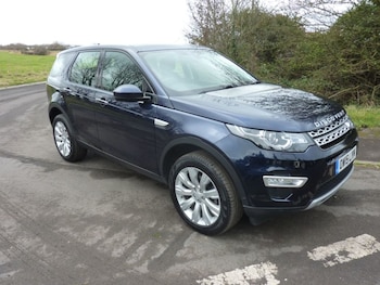 Used Land Rover Discovery Sport 2015 for sale - 76285242: Photo
