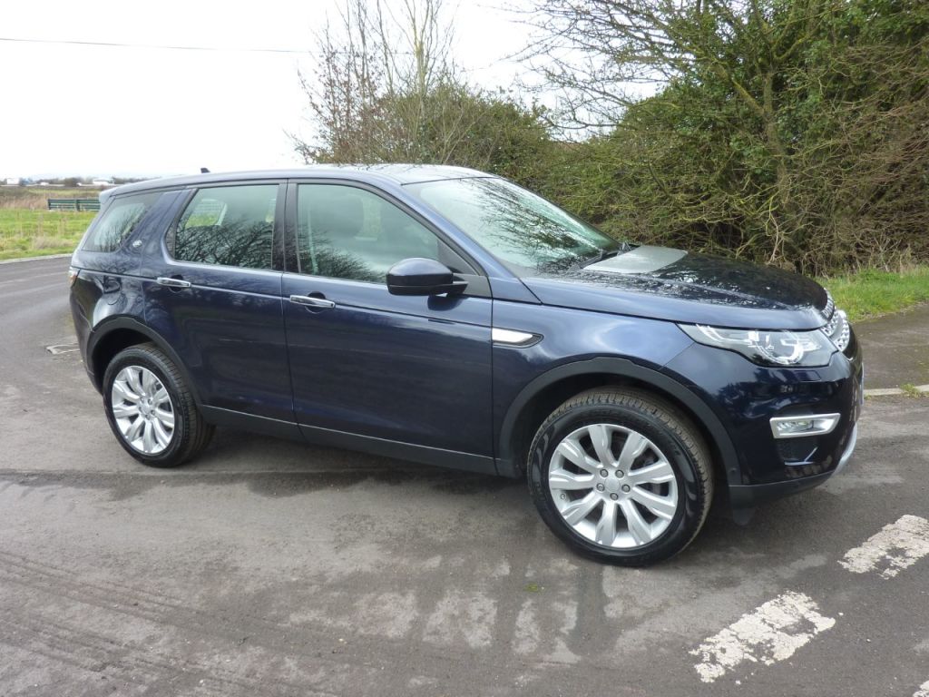 Used Land Rover Discovery Sport 2015 for sale - 76285242: Photo 3