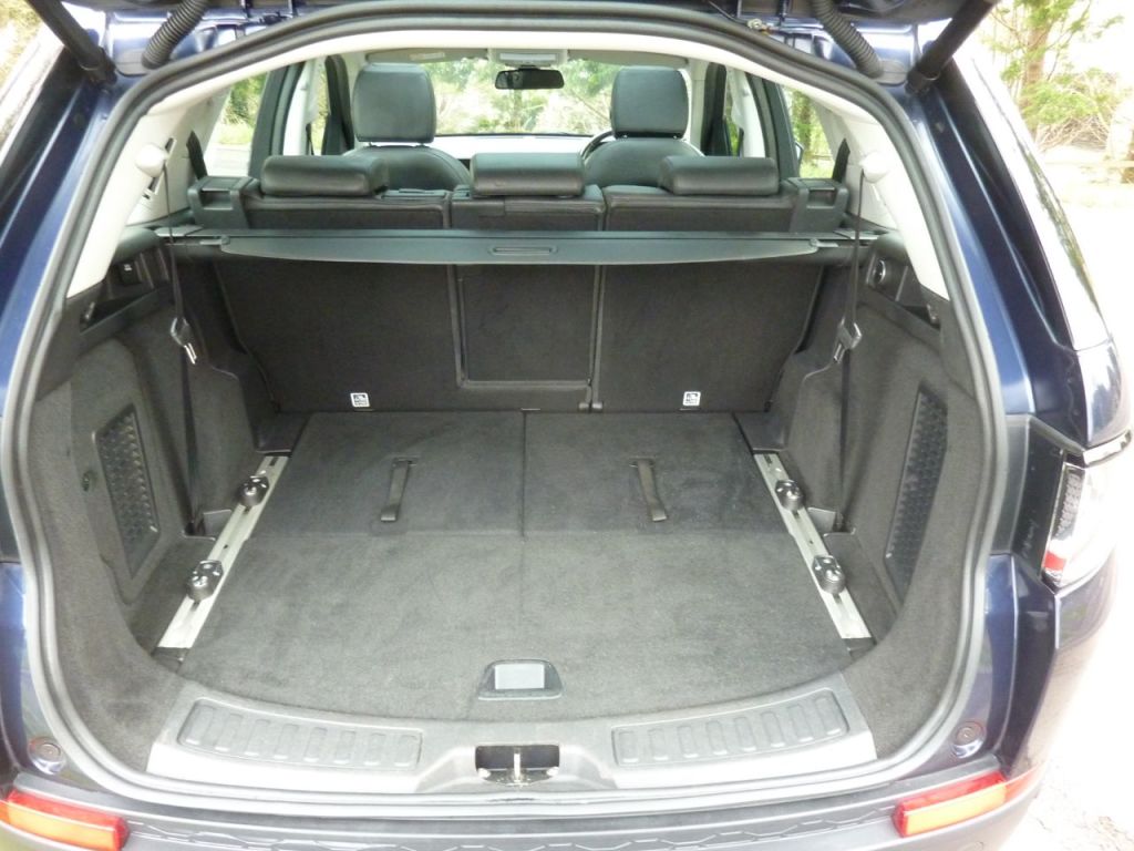 Used Land Rover Discovery Sport 2015 for sale - 76285242: Photo 51