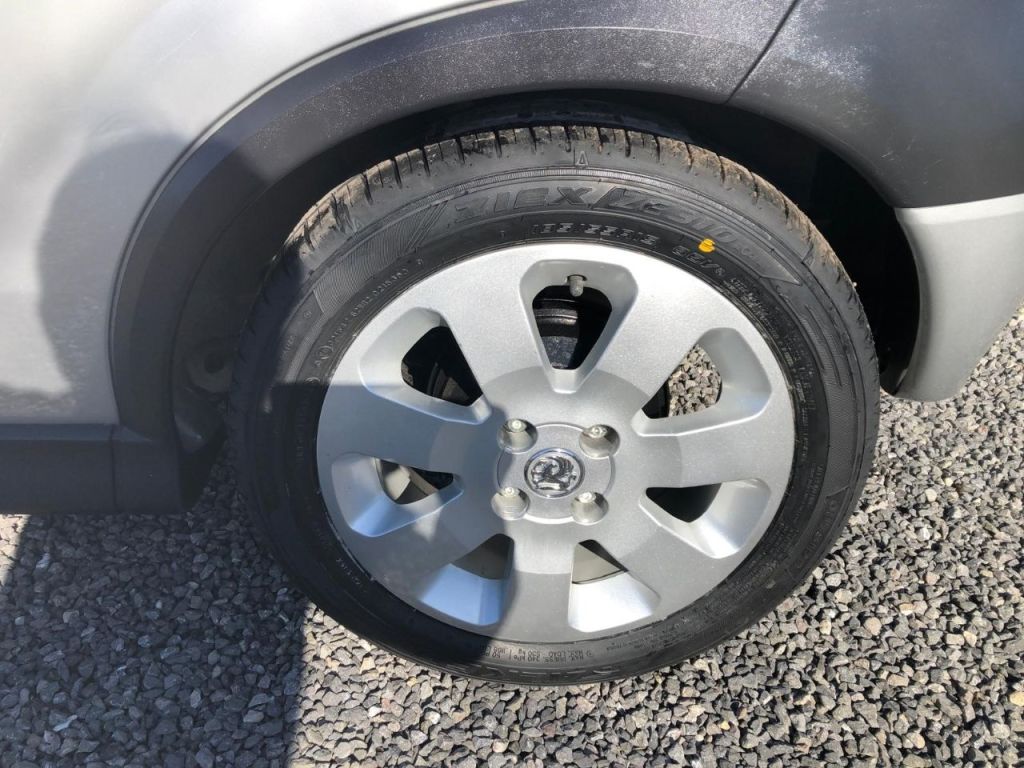 Used Vauxhall Corsa 2002 for sale - 76285246: Photo 9