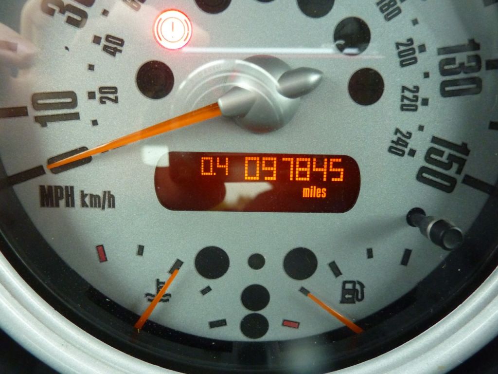 Used MINI Hatch 2004 for sale - 76285244: Photo 17