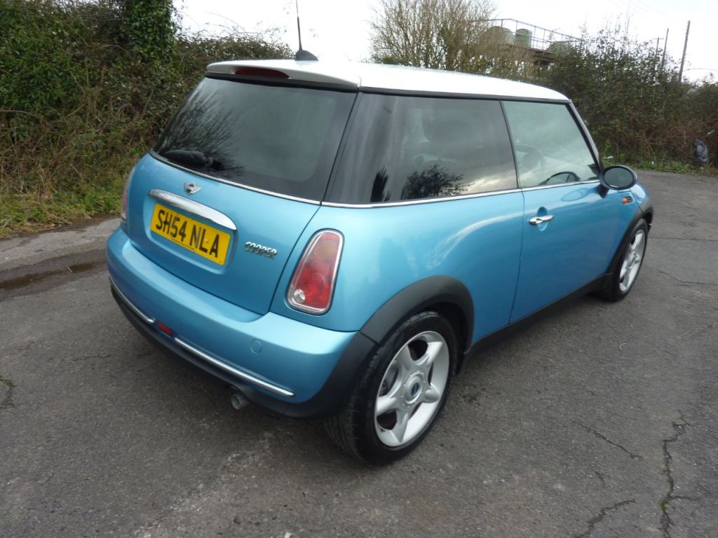 Used MINI Hatch 2004 for sale - 76285244: Photo 6