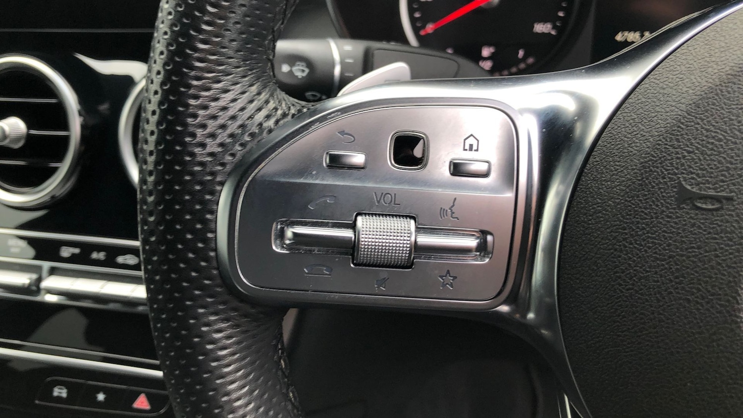 Used Mercedes-Benz GLC 2021 for sale - 77172696: Photo 19