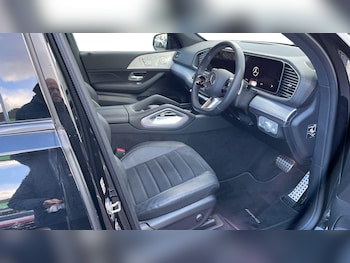 Used Mercedes-Benz GLE 2025 for sale - 76741572: Photo