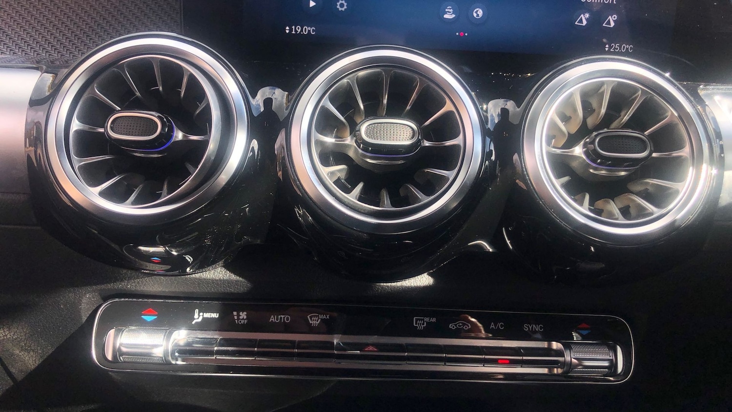 Used Mercedes-Benz GLB 2024 for sale - 76469372: Photo 25