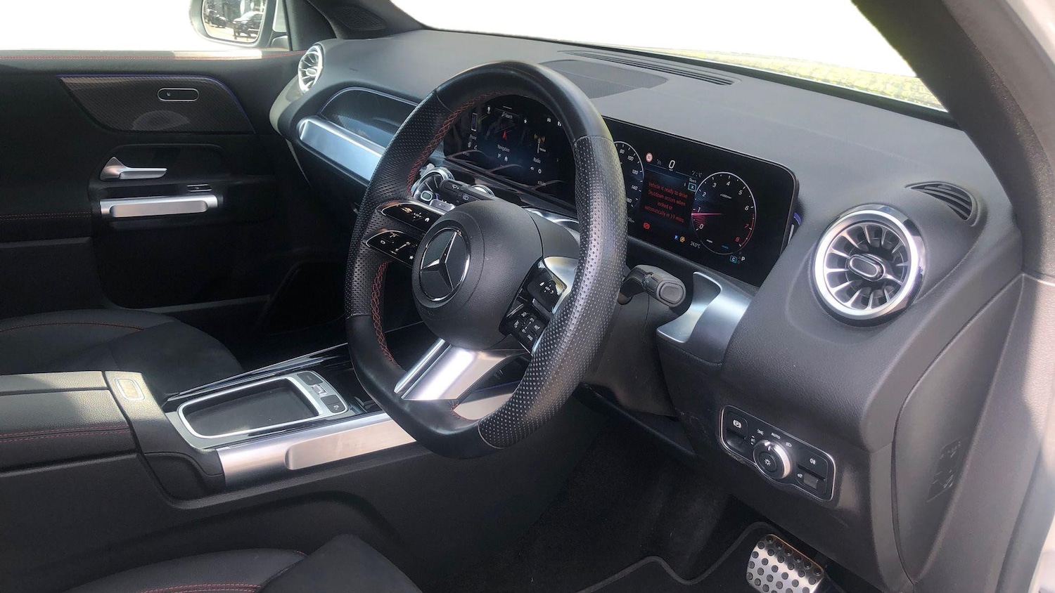 Used Mercedes-Benz GLB 2024 for sale - 76469372: Photo 3