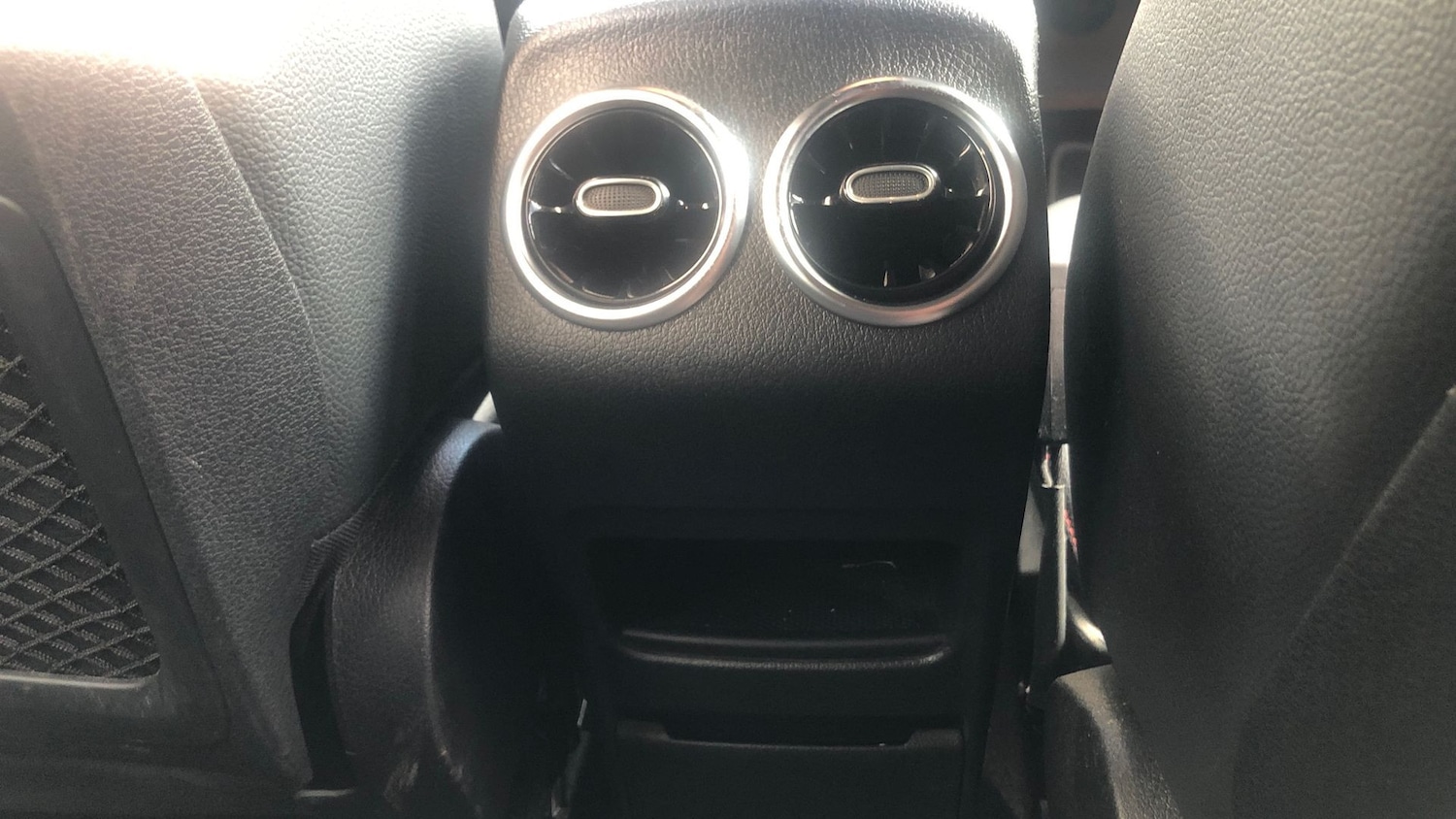 Used Mercedes-Benz GLB 2024 for sale - 76469372: Photo 35