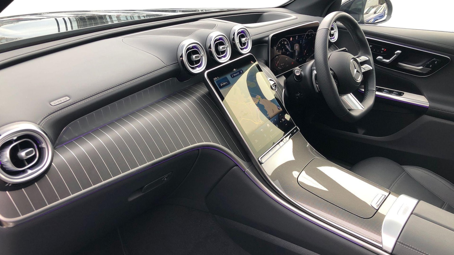 Used Mercedes-Benz GLC 2025 for sale - 77342949: Photo 8