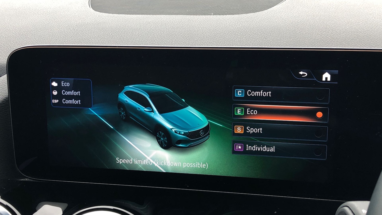 Used Mercedes-Benz EQA 2024 for sale - 76453405: Photo 33