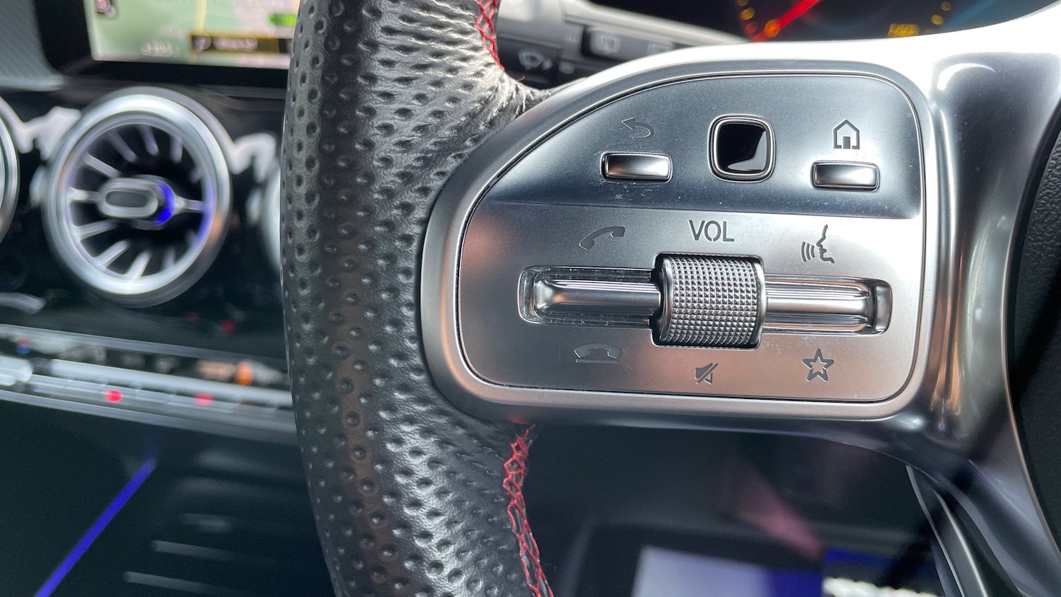 Used Mercedes-Benz GLB 2023 for sale - 77619244: Photo 19