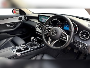 Used Mercedes-Benz C Class 2019 for sale - 77691996: Photo