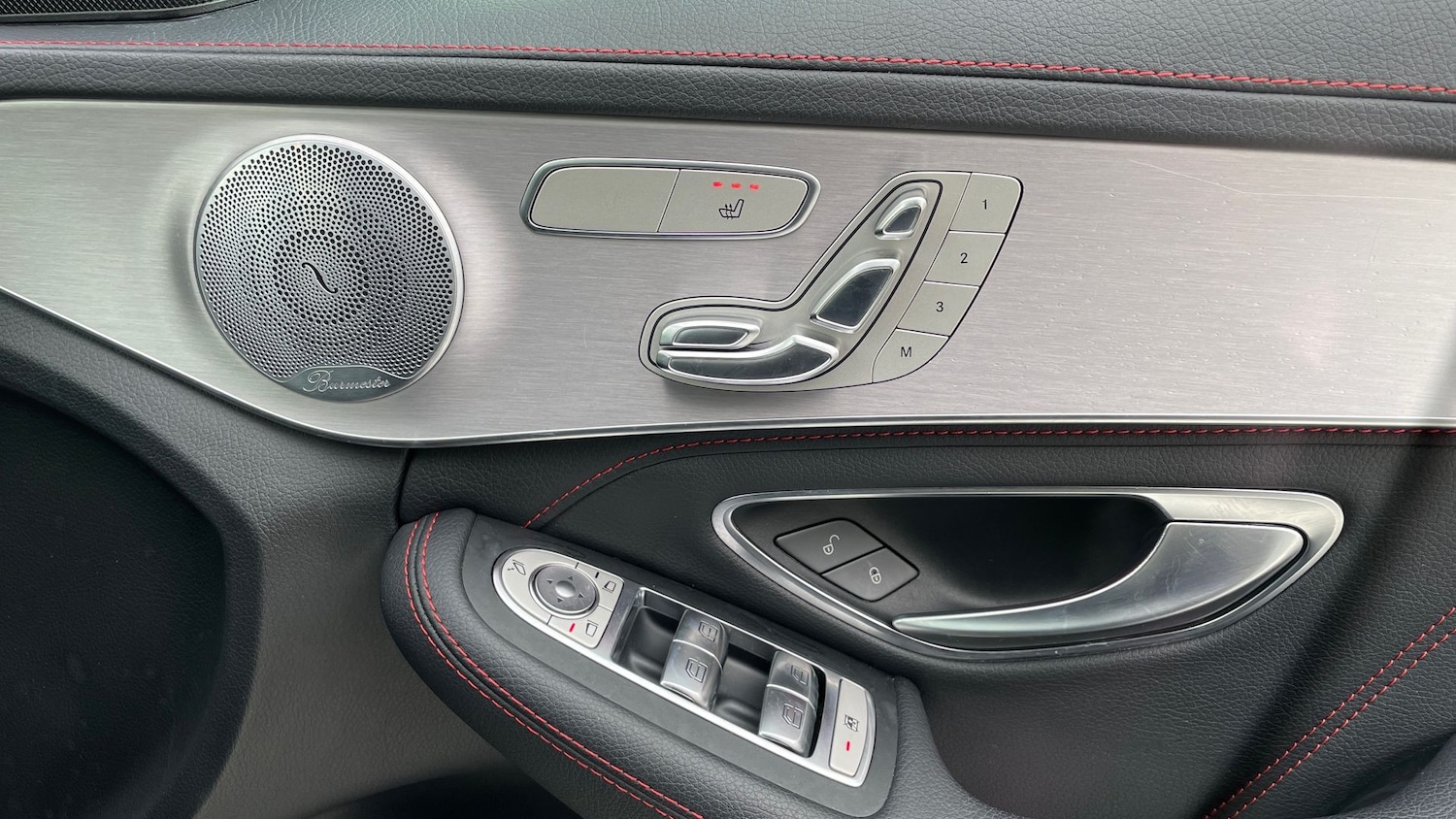 Used Mercedes-Benz C Class 2019 for sale - 77619255: Photo 32