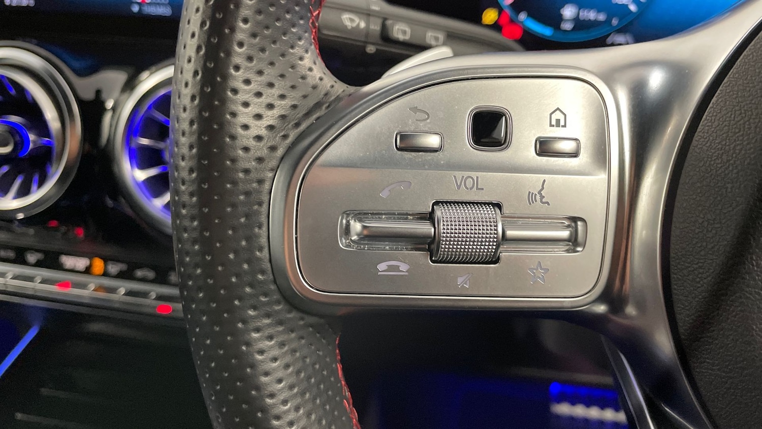 Used Mercedes-Benz GLA 2023 for sale - 77619262: Photo 19