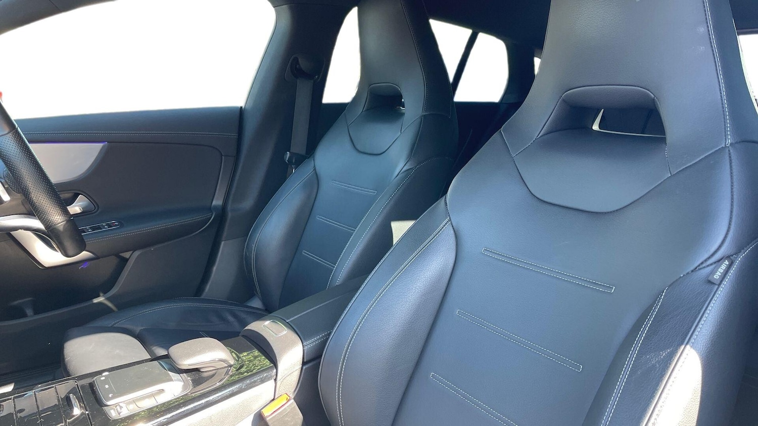 Used Mercedes-Benz CLA 2022 for sale - 76413628: Photo 32