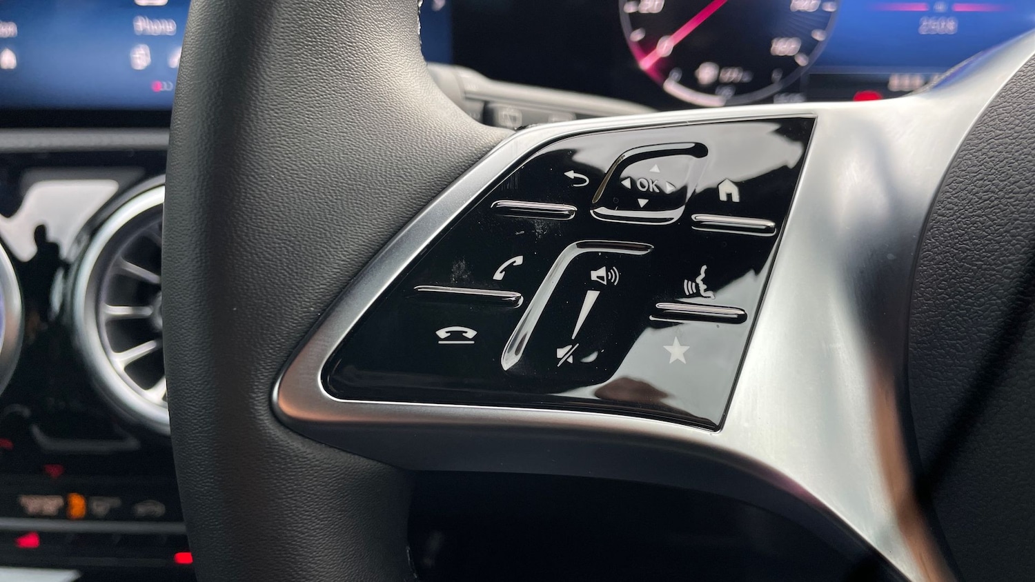 Used Mercedes-Benz A-Class 2024 for sale - 76413563: Photo 19