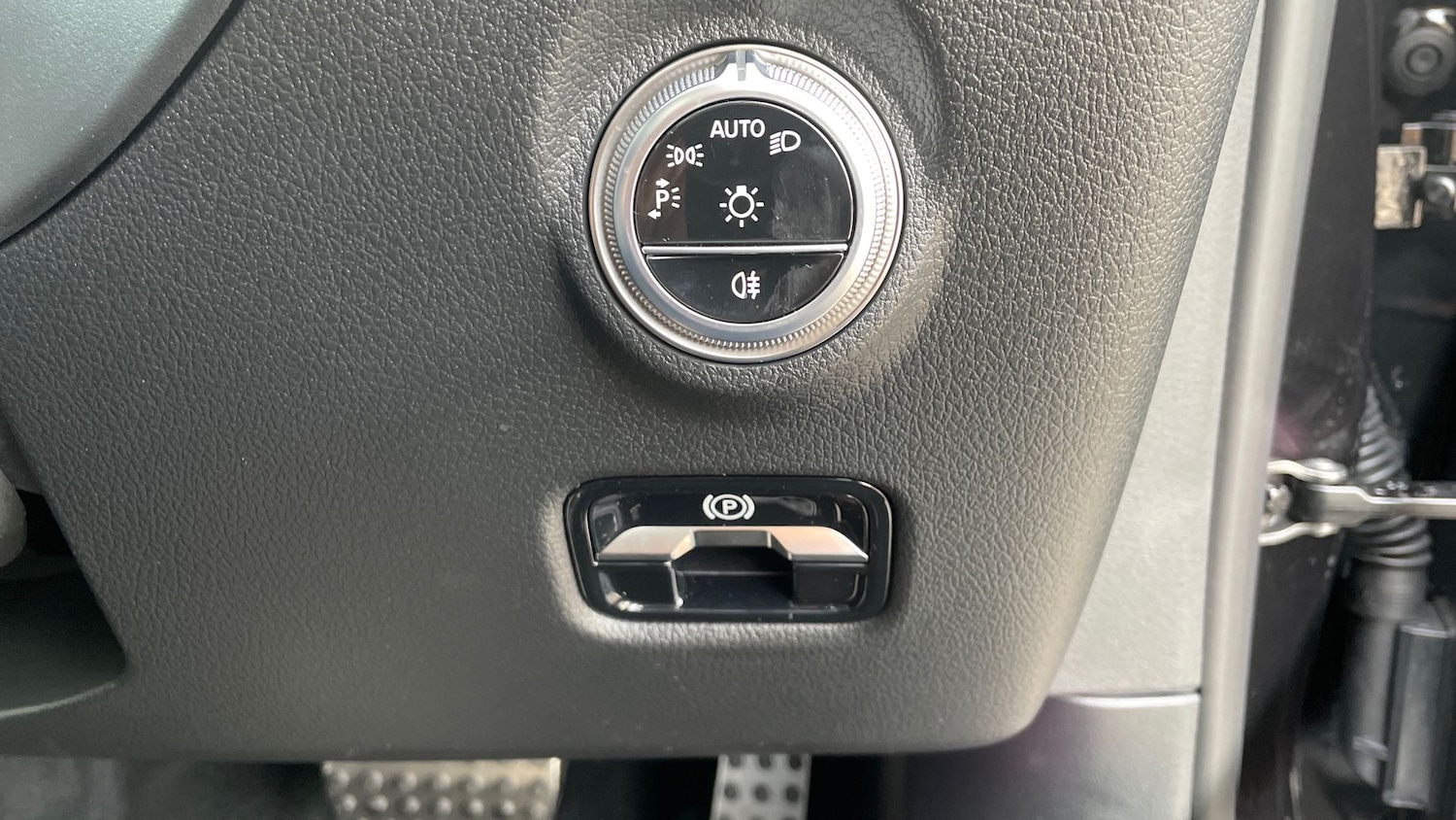 Used Mercedes-Benz C Class 2025 for sale - 77415387: Photo 33