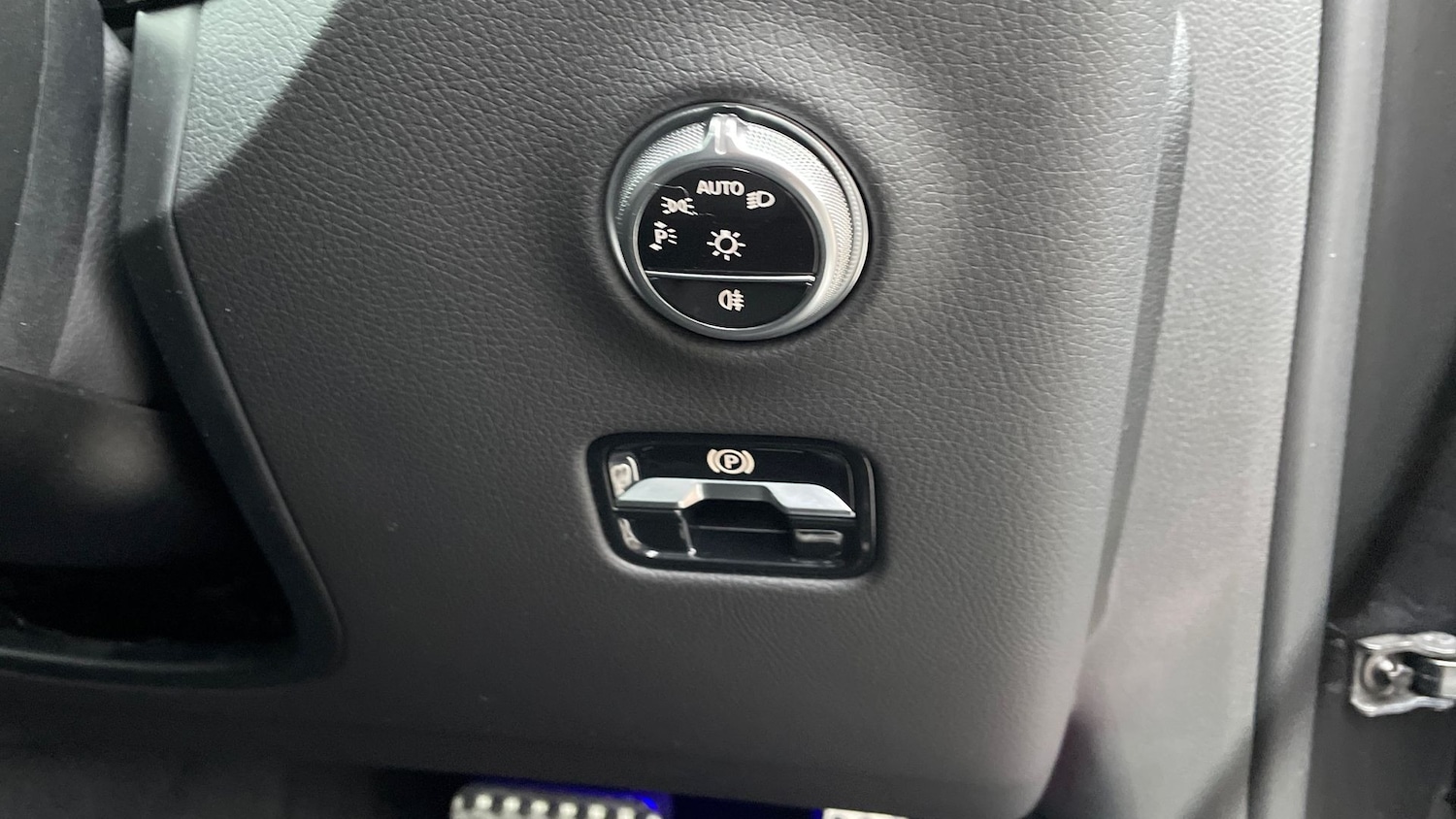 Used Mercedes-Benz GLC 2023 for sale - 77415374: Photo 30