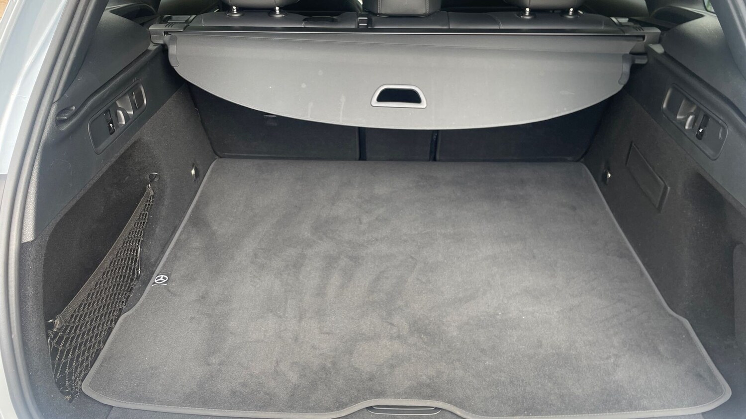 Used Mercedes-Benz GLC 2023 for sale - 76569640: Photo 32