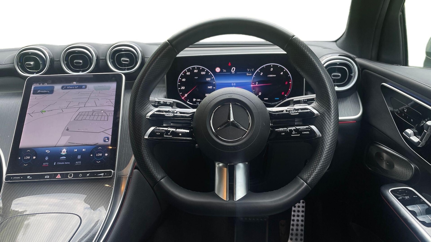 Used Mercedes-Benz GLC 2023 for sale - 76569640: Photo 33