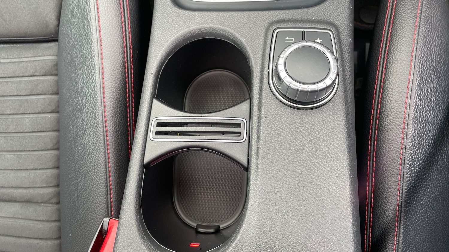 Used Mercedes-Benz A-Class 2017 for sale - 76413564: Photo 29