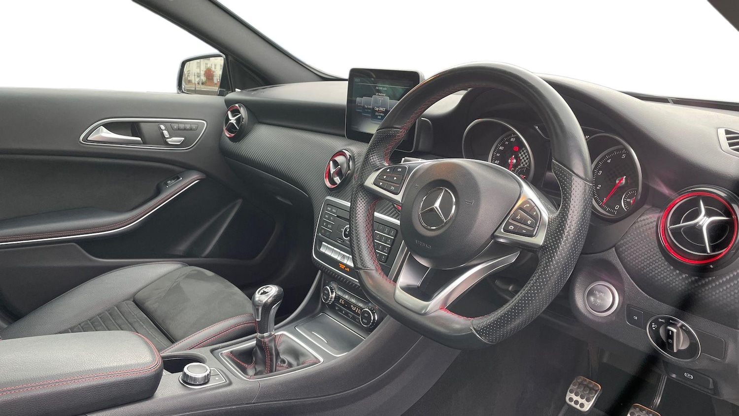 Used Mercedes-Benz A-Class 2017 for sale - 76413564: Photo 3