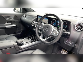Used Mercedes-Benz GLA 2022 for sale - 76413458: Photo