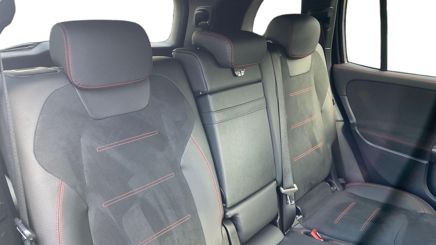 Used Mercedes-Benz GLB 2024 for sale - 76413743: Photo 12