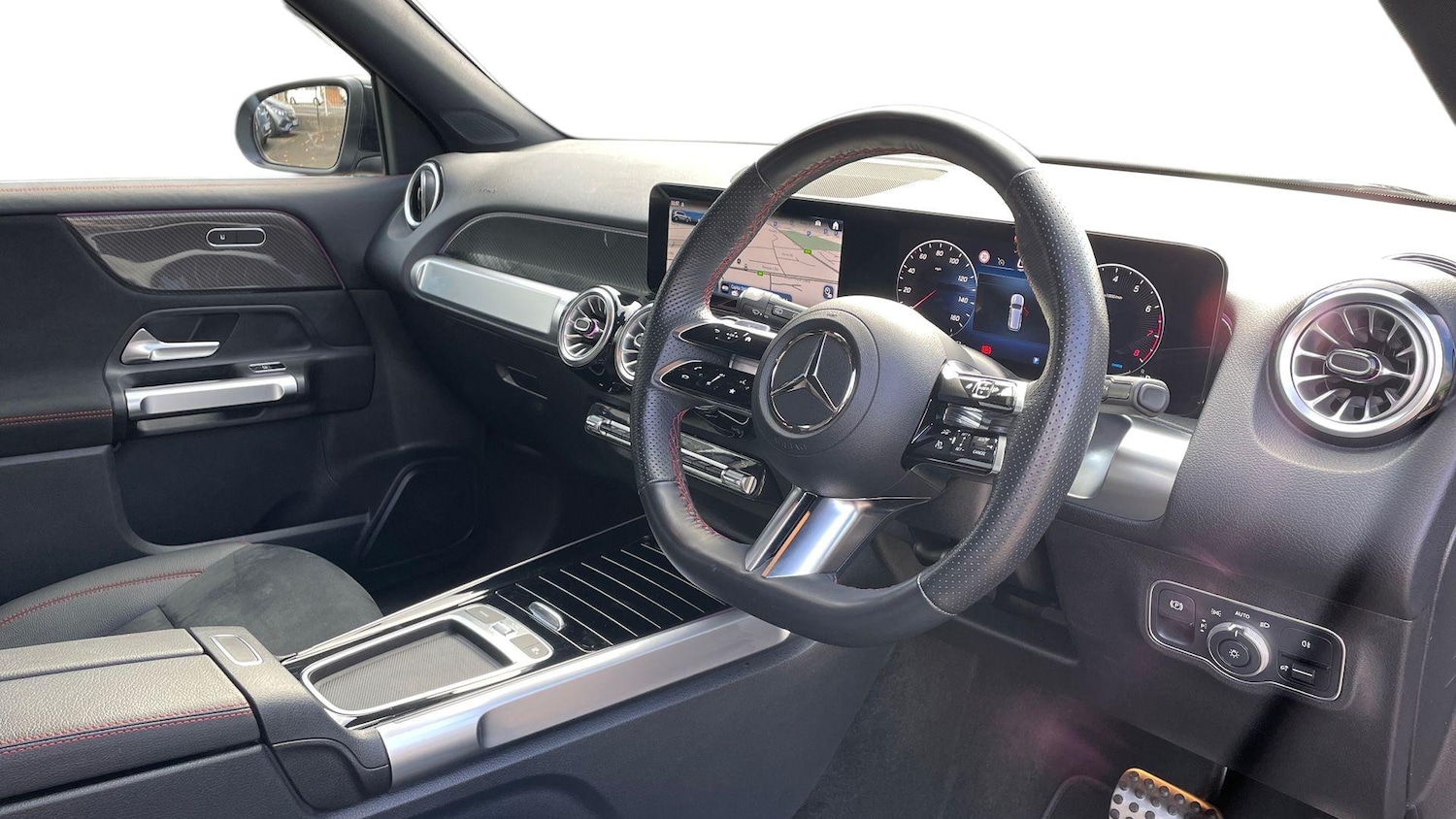 Used Mercedes-Benz GLB 2024 for sale - 76413743: Photo 3