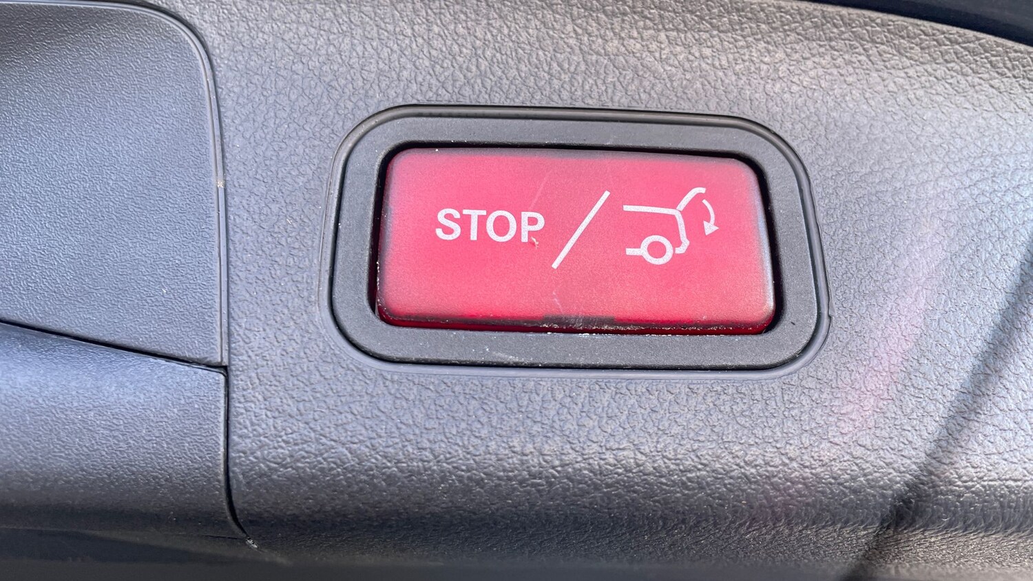 Used Mercedes-Benz EQA 2021 for sale - 76951475: Photo 37