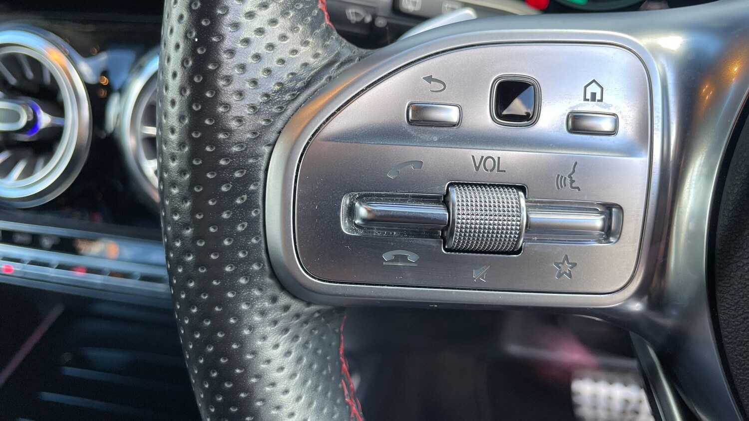 Used Mercedes-Benz EQA 2021 for sale - 77619261: Photo 19