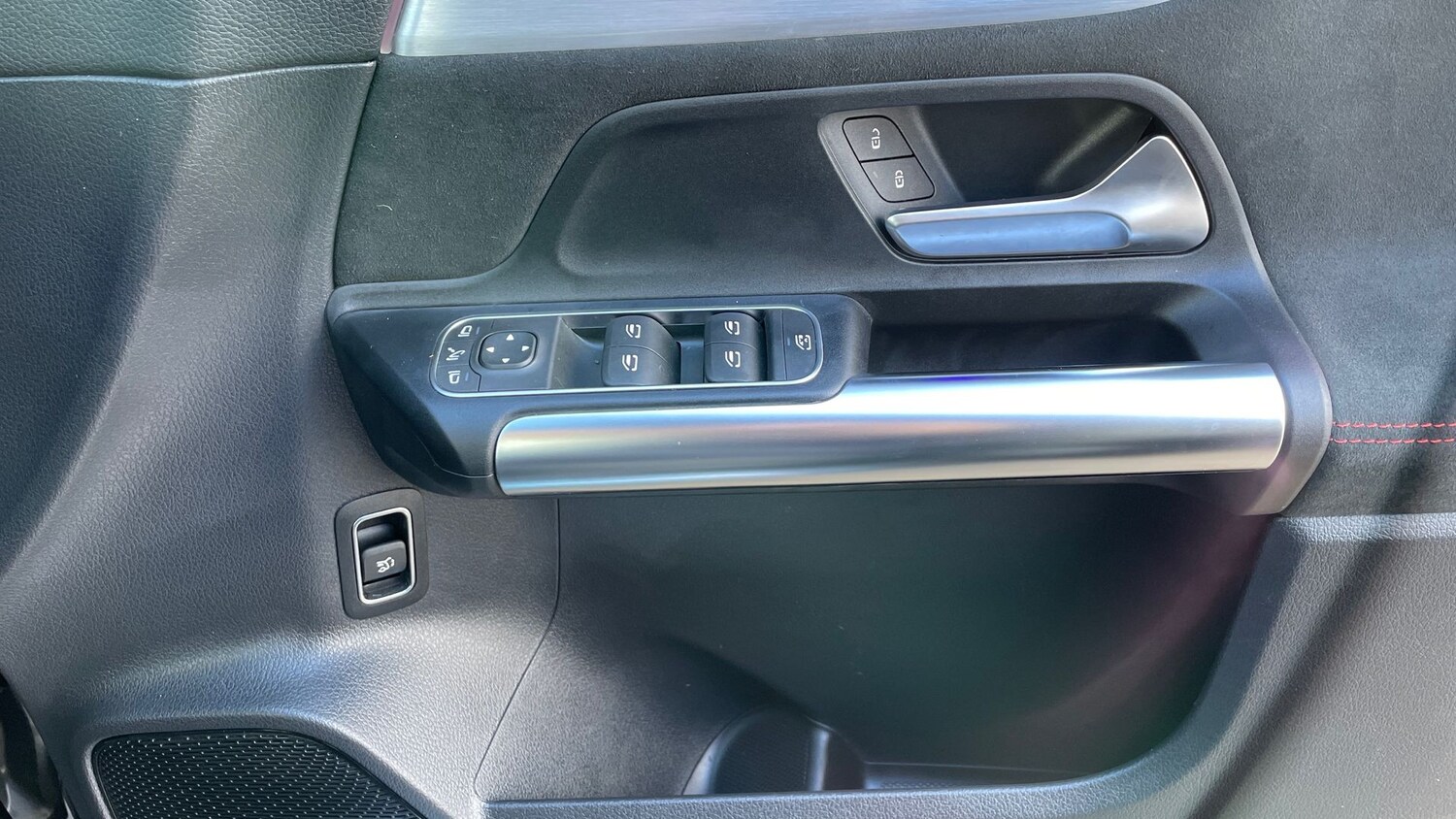 Used Mercedes-Benz EQA 2021 for sale - 77619261: Photo 32