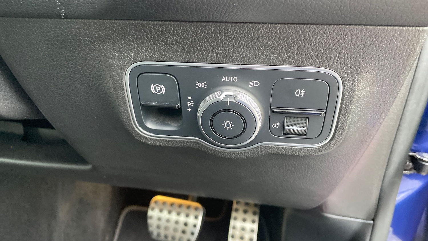 Used Mercedes-Benz GLB 2021 for sale - 76682465: Photo 30