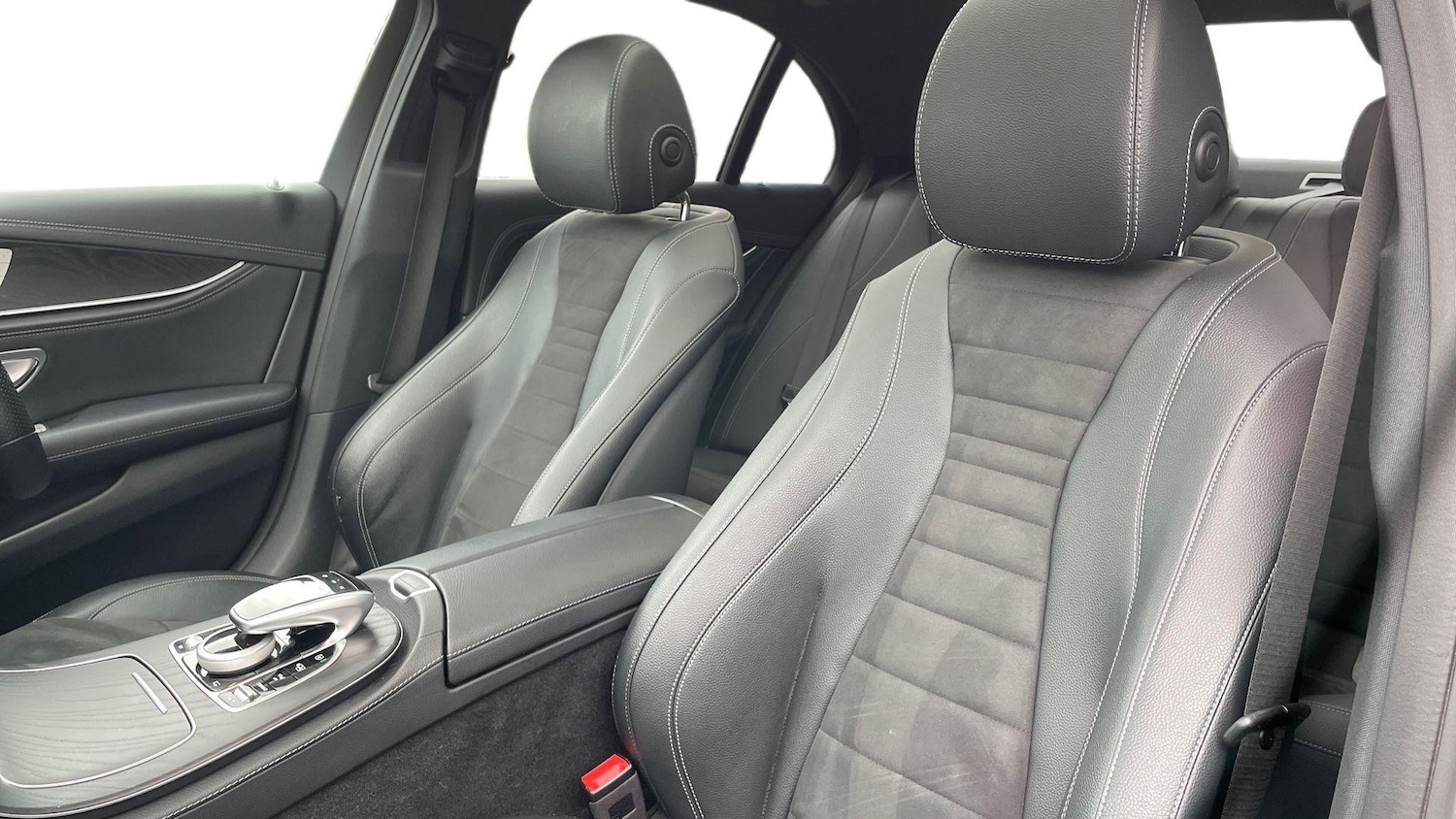 Used Mercedes-Benz E Class 2019 for sale - 76413590: Photo 11