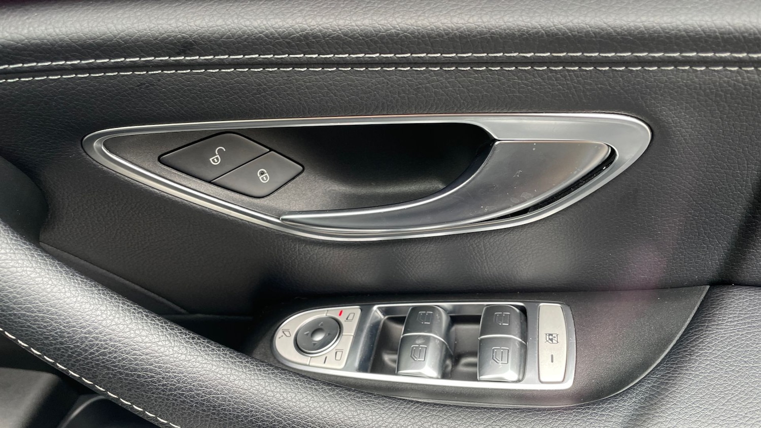 Used Mercedes-Benz E Class 2019 for sale - 76413590: Photo 33