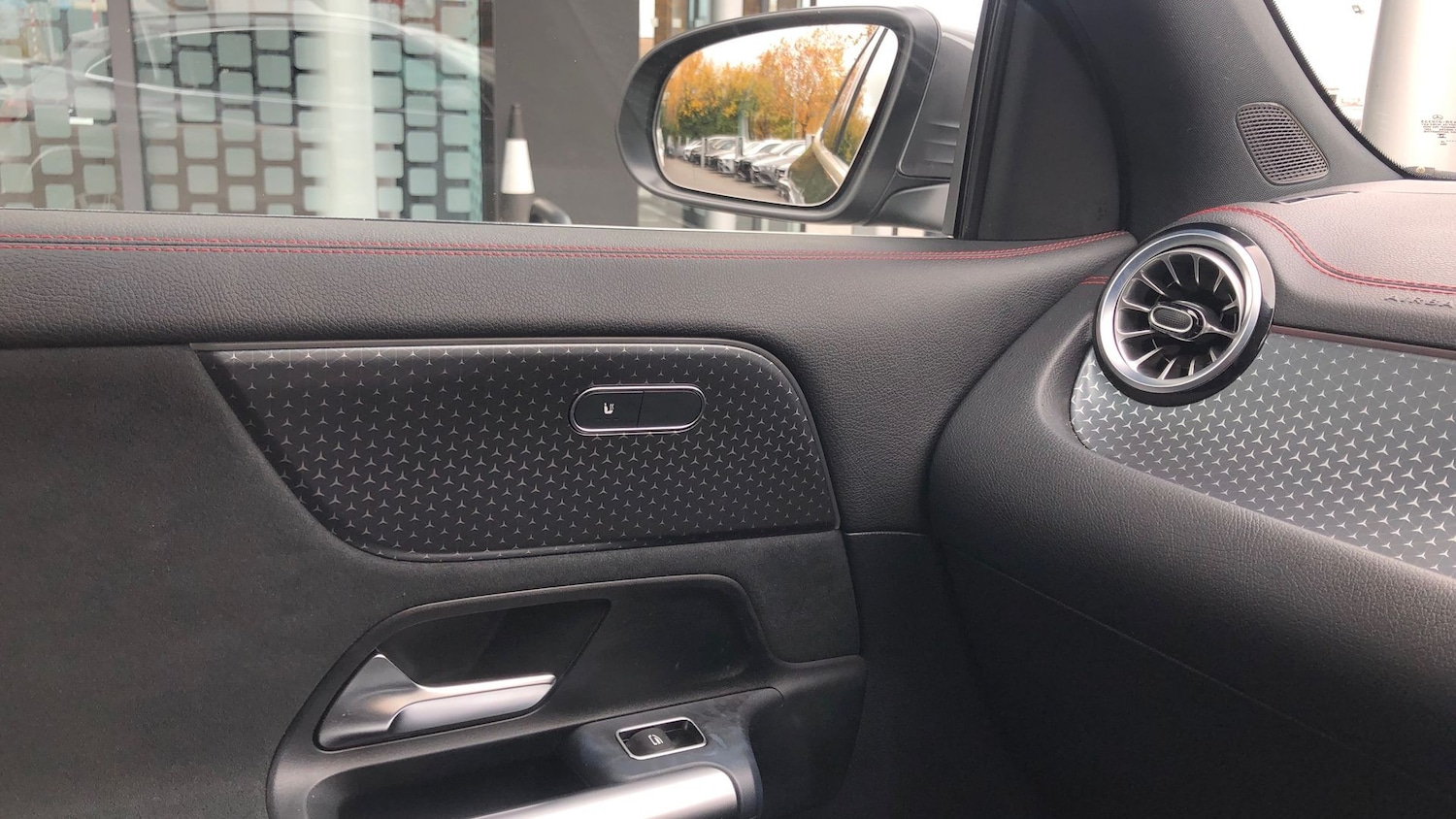 Used Mercedes-Benz EQA 2024 for sale - 77654324: Photo 29