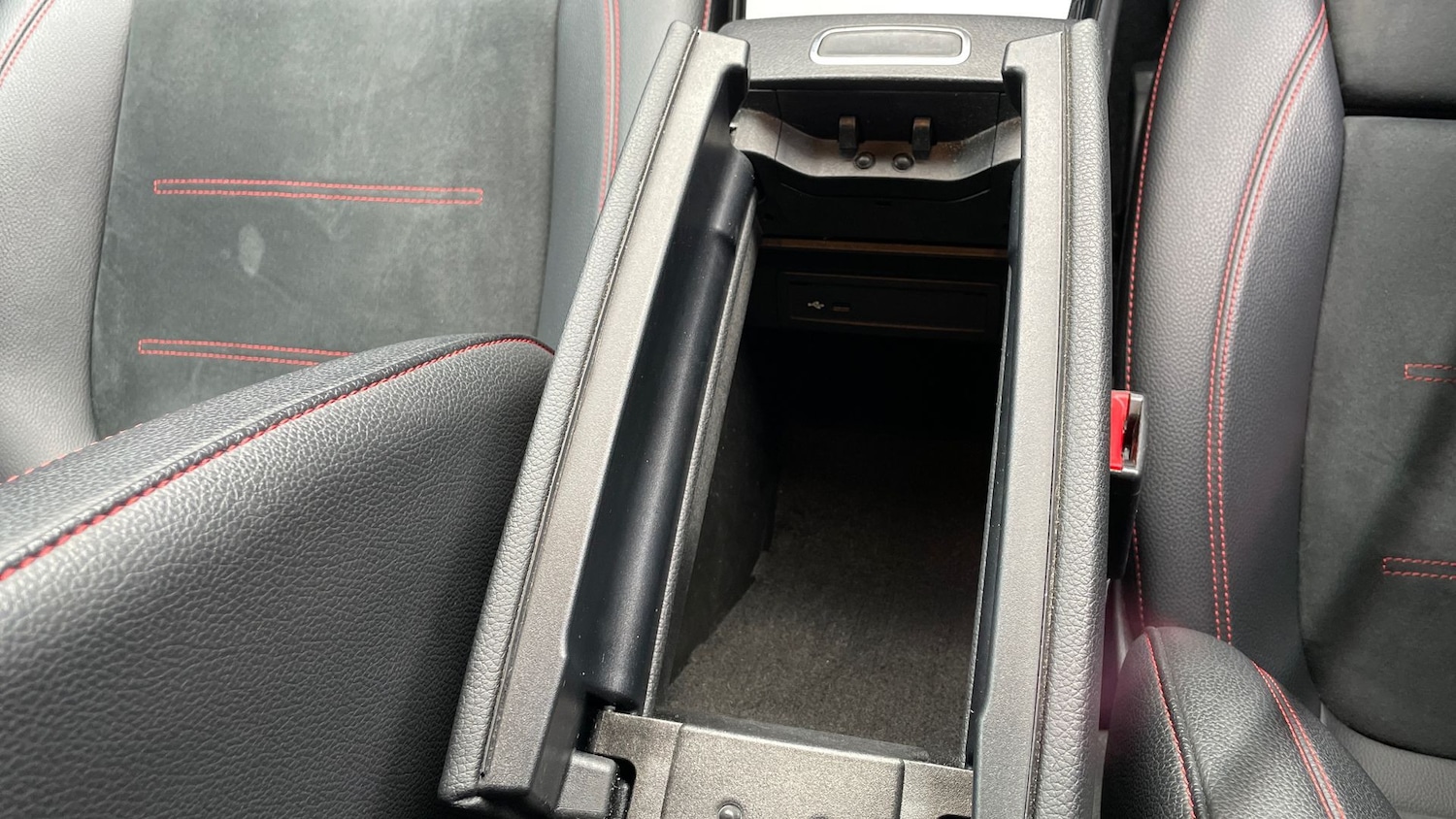 Used Mercedes-Benz A-Class 2019 for sale - 76837502: Photo 33