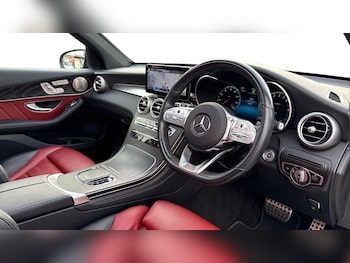 Used Mercedes-Benz GLC 2020 for sale - 77654343: Photo