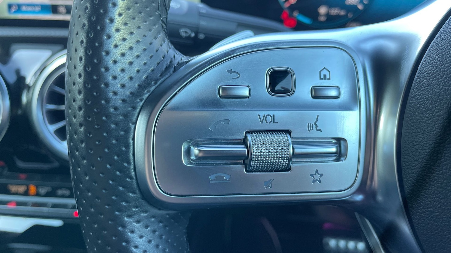 Used Mercedes-Benz A-Class 2022 for sale - 76413717: Photo 12