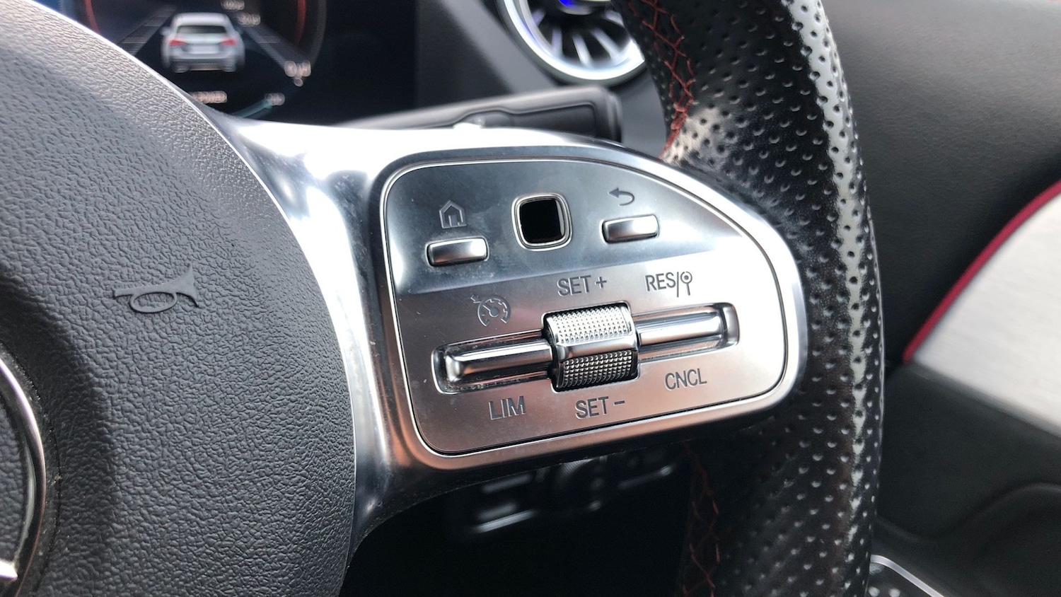 Used Mercedes-Benz EQA 2021 for sale - 77654355: Photo 28