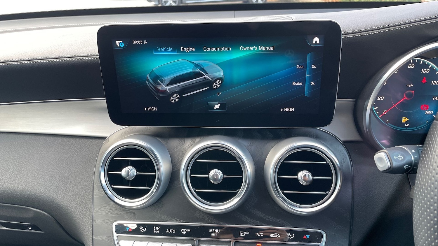 Used Mercedes-Benz GLC 2022 for sale - 76603768: Photo 25