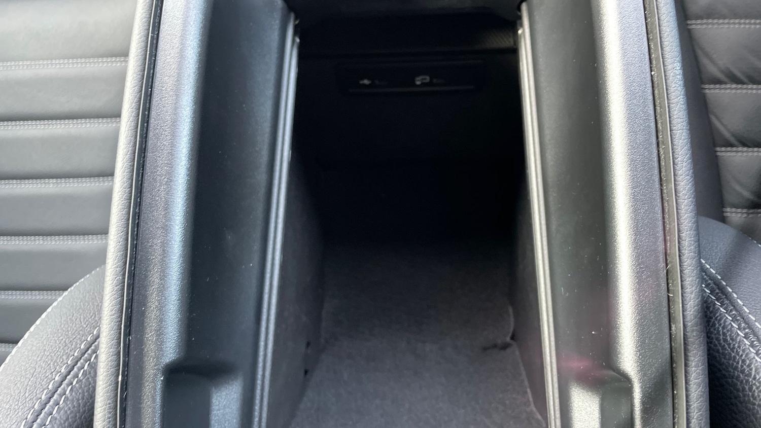 Used Mercedes-Benz GLC 2022 for sale - 76603768: Photo 30