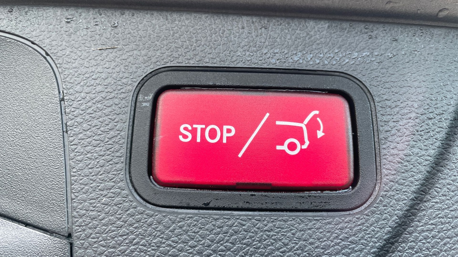 Used Mercedes-Benz GLC 2022 for sale - 76603768: Photo 36