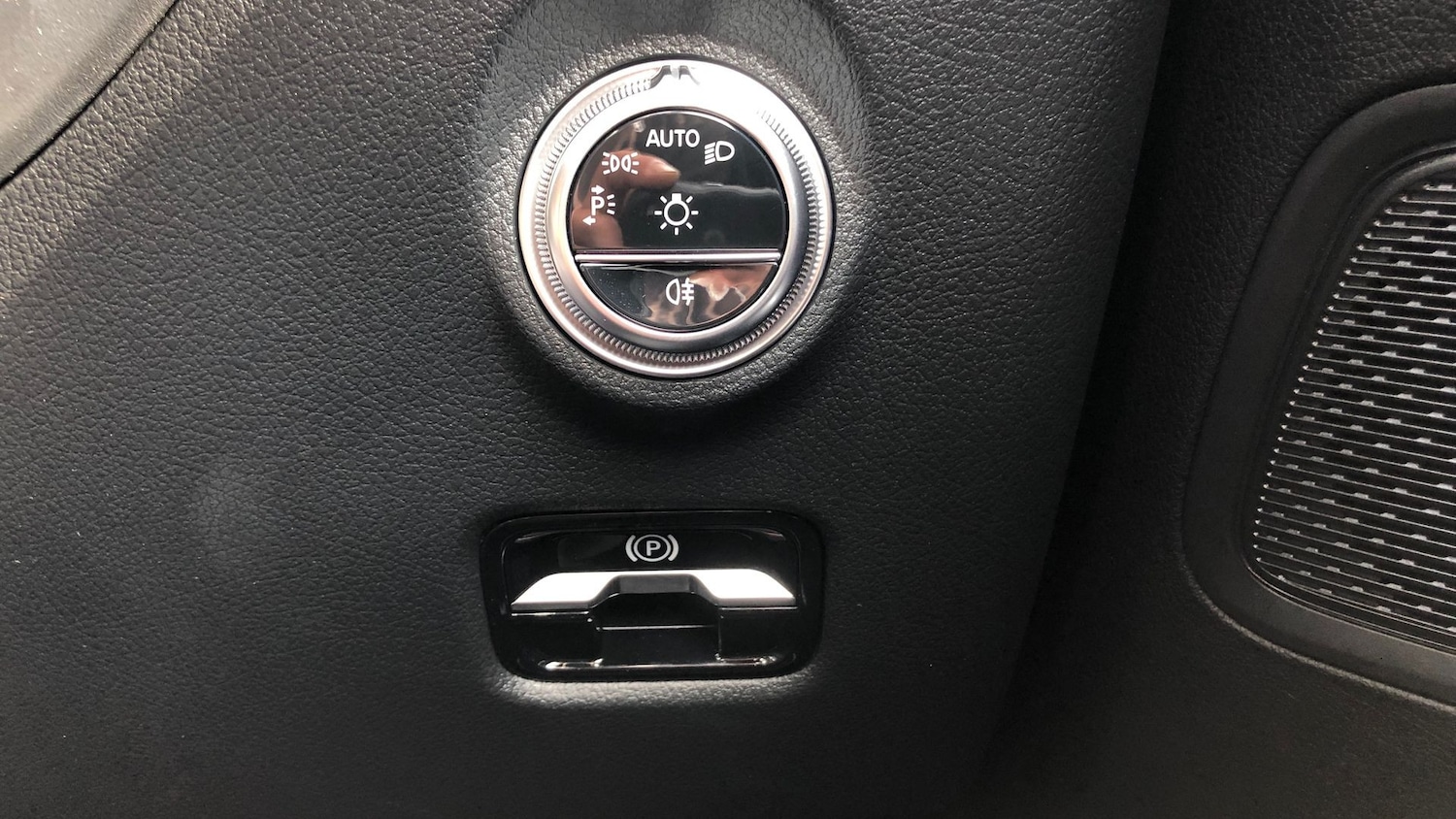 Used Mercedes-Benz C Class 2024 for sale - 76413810: Photo 28